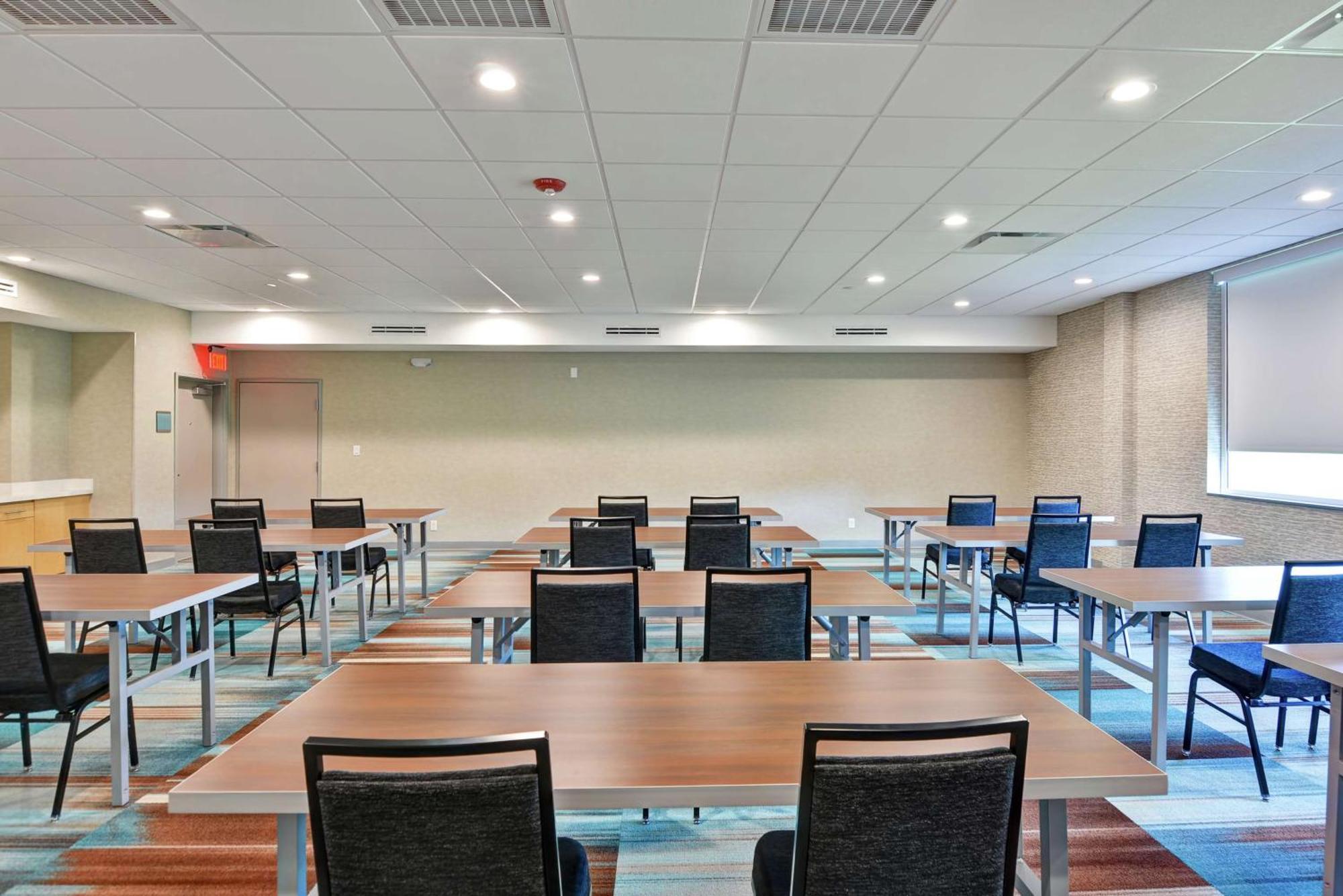 Home2 Suites By Hilton La Porte Zewnętrze zdjęcie